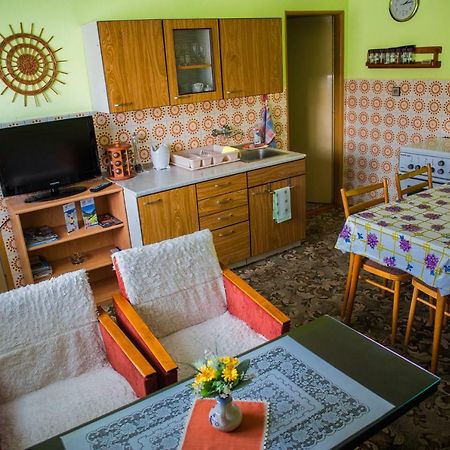 Apartman Strba Apartment Ngoại thất bức ảnh