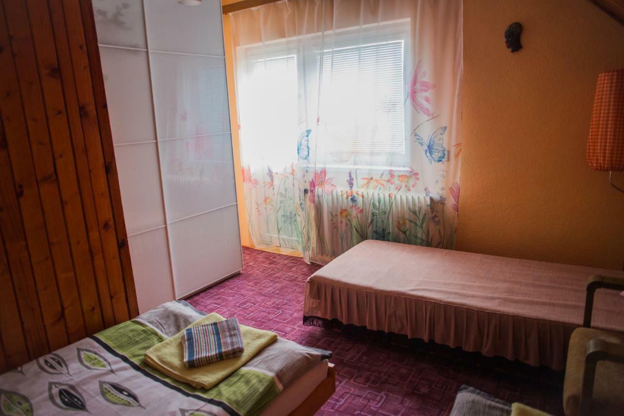 Apartman Strba Apartment Ngoại thất bức ảnh